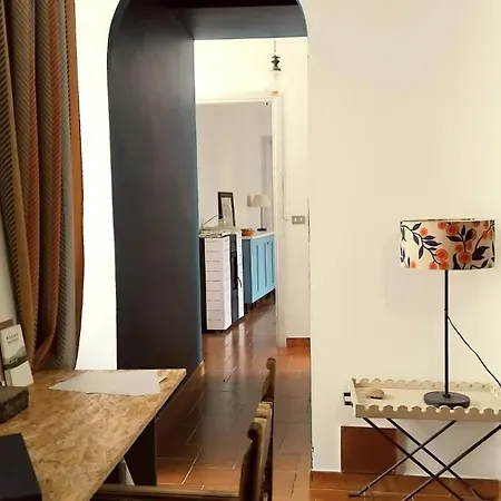 Casa Del Convento Avec Atelier * ויניילה